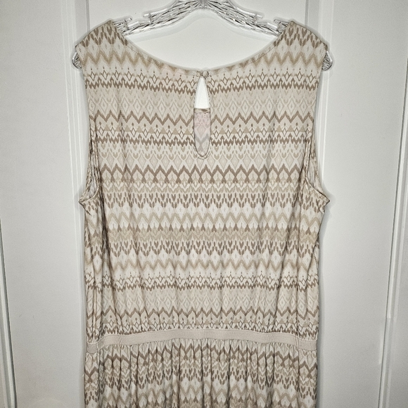 Ruby Rd Patterned Plus Size 1X Cream Tan Coral Sleeveless Stretchy Maxi Dress - Picture 10 of 12